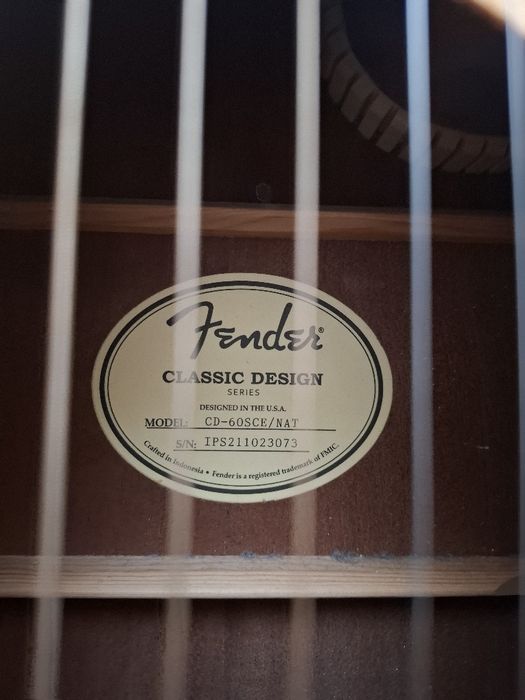 Gitara elektroakustyczna Fender
