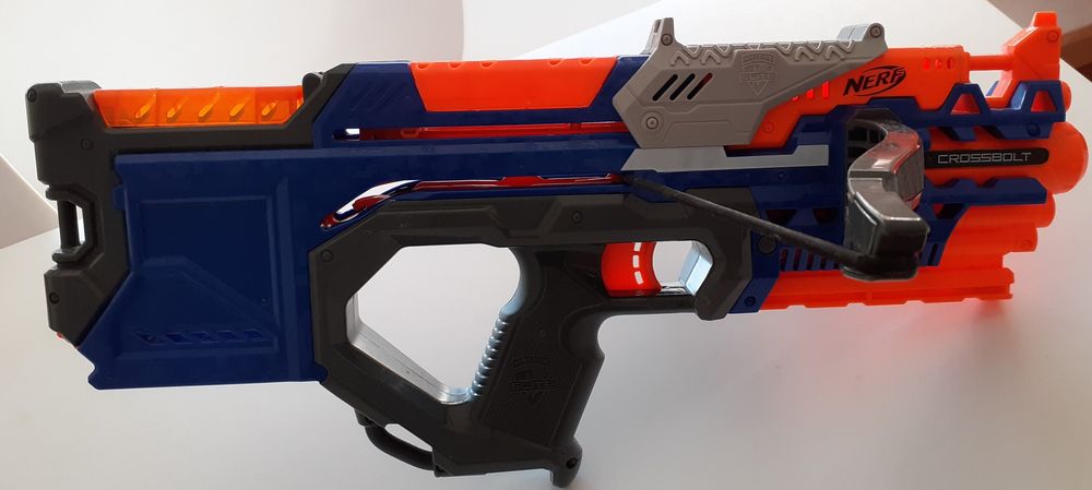 Nerf CROSSBOLT com respetivas balas
