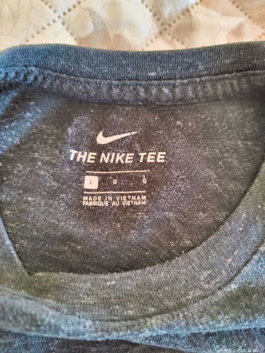 T-shirt Nikes tam. L em excelente estado
