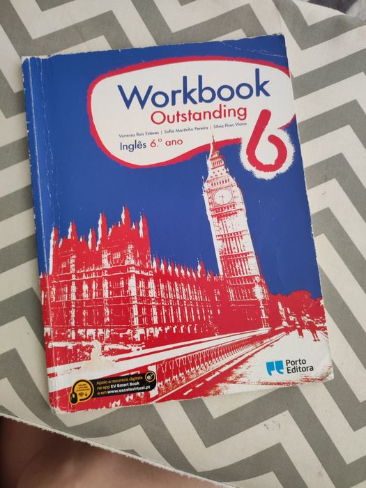 Livro de atividades Outstanding 6