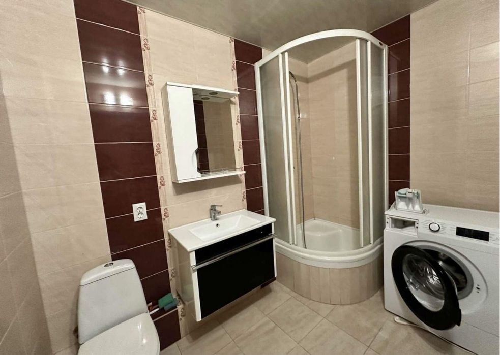 2к. квартира площею 90м², з ремонтом