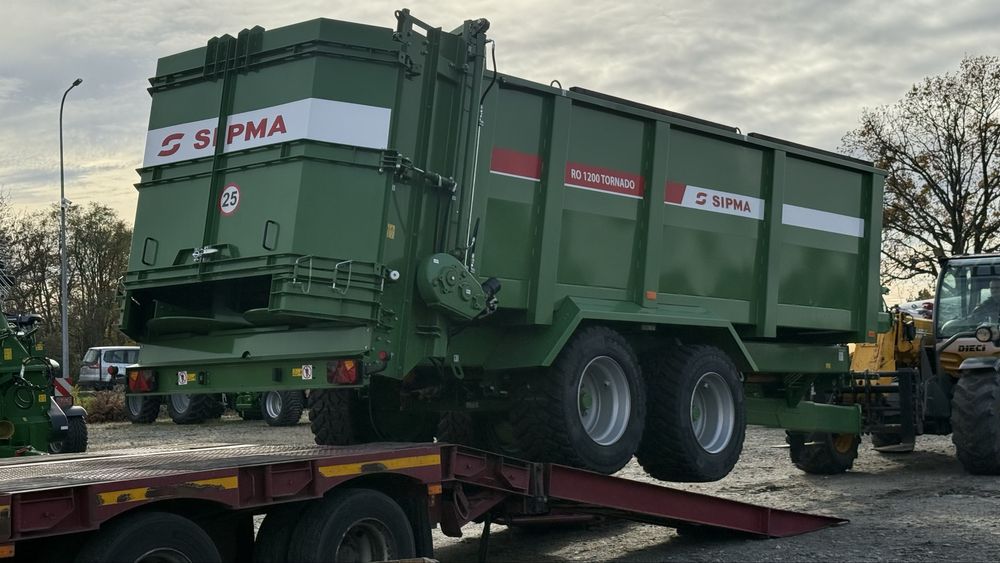 Rozrzutnik obornika SIPMA TORNADO 12 ton Tajfun - PROMOCJA CENOWA