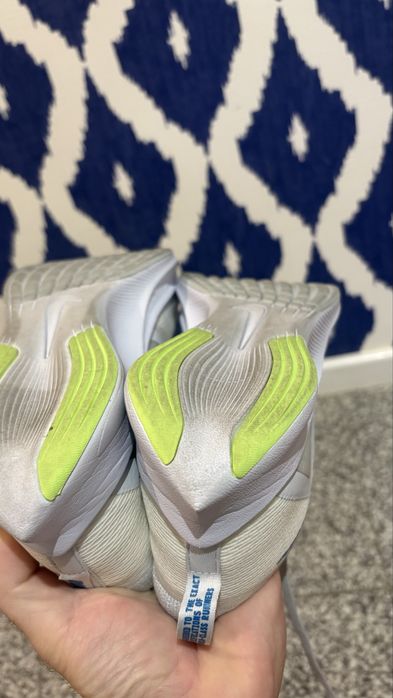 Nike Zoom Fly 4