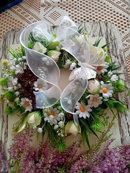 Wianek wiosenny 28 cm