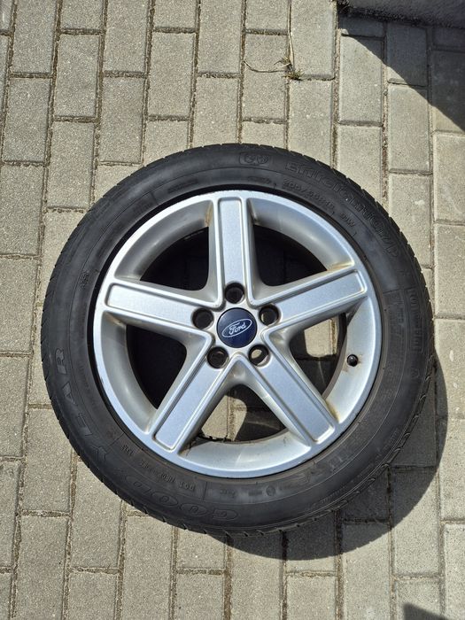 Felgi aluminiowe R16 z oponami