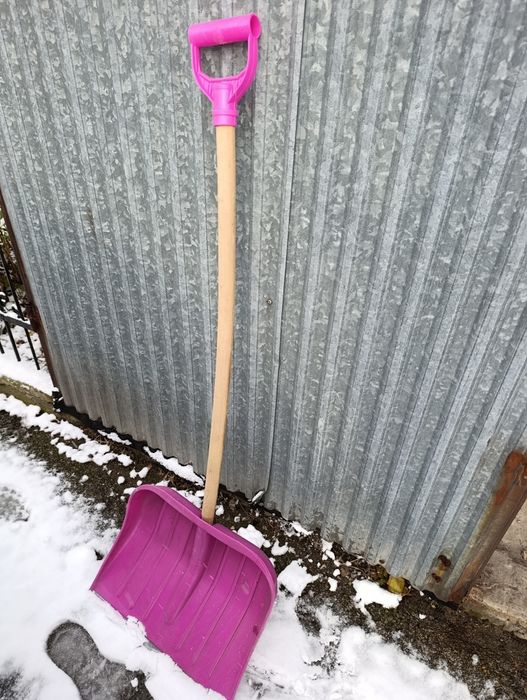 Łopaty do śniegu okazja