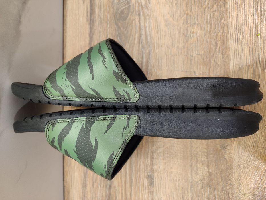 Шльопанці фірмові  Nike