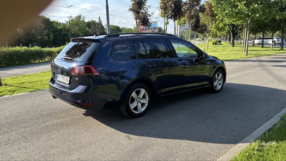 Volkswagen Golf 2.0 tdi variant
