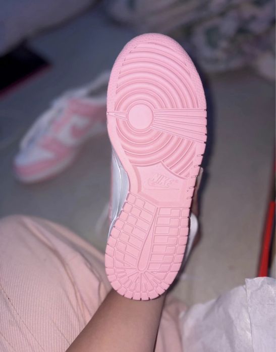 Nike Dunk Low (gs) pink