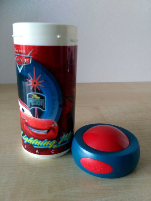 filiżanka disney pixar cars lightning mcqueen