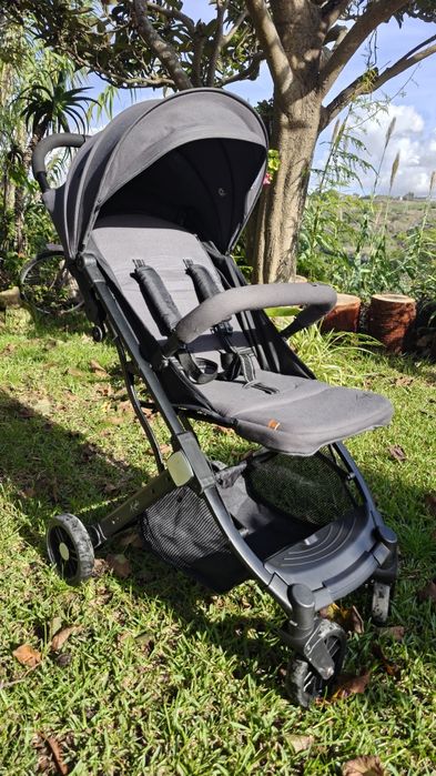 Carrinho de bebé passeio Asalvo