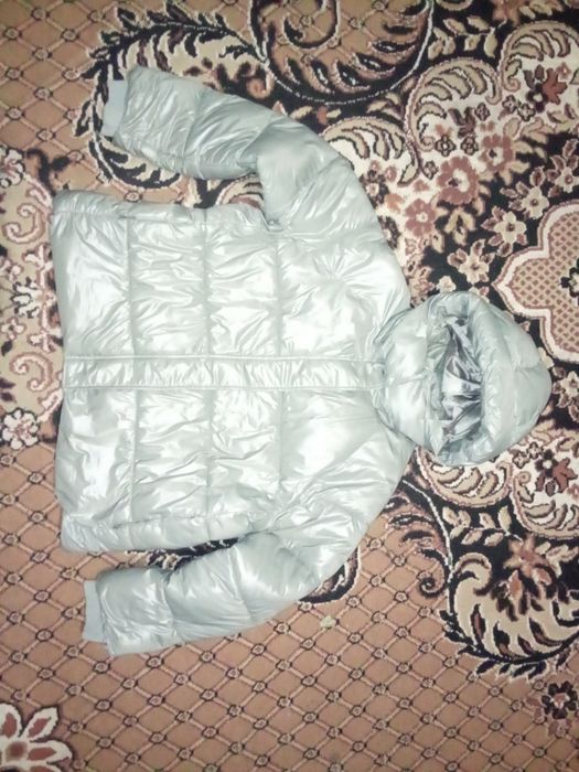 Жіноча демісезона куртка