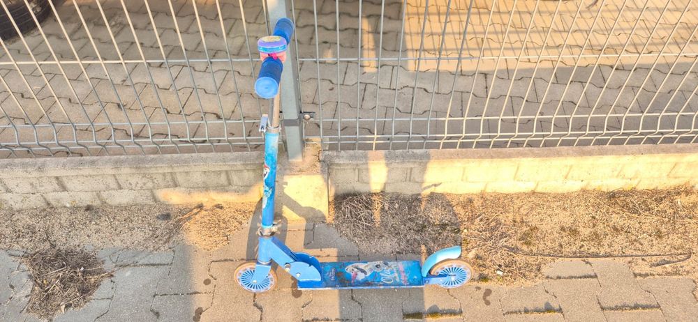 Hulajnoga z dzwonkiem