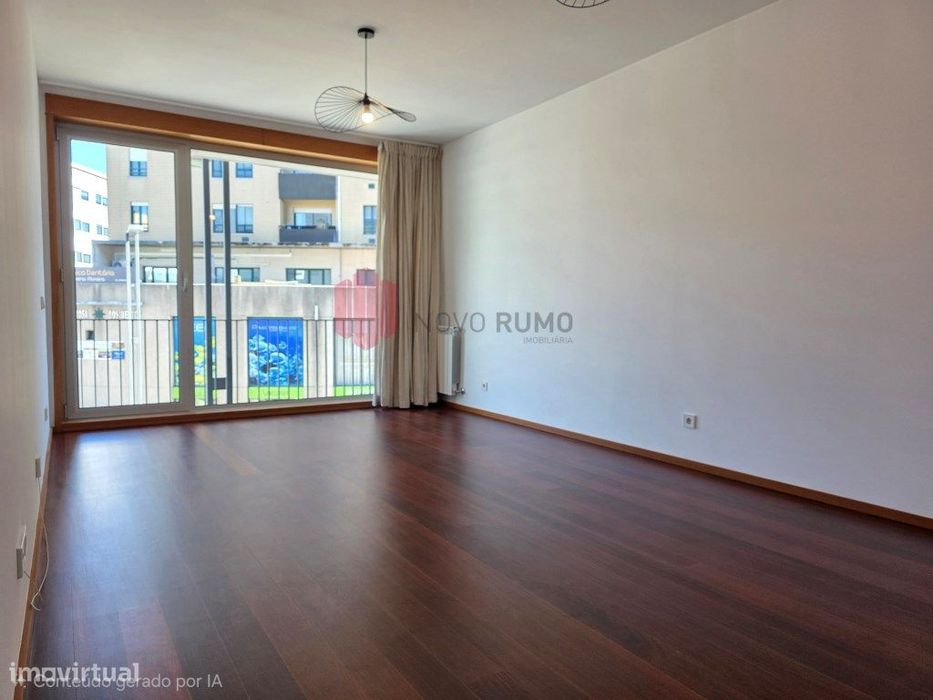 Excelente T2 no Centro da Maia | Varanda, Garagem e Arrumos