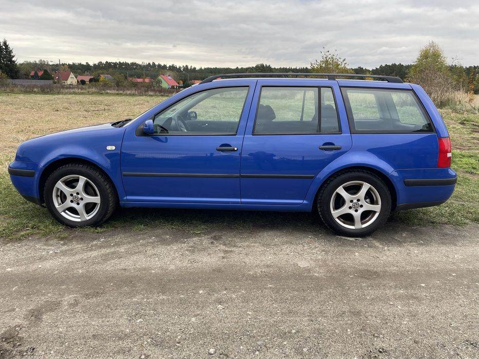 Vw Golf 2.0 i- super stan