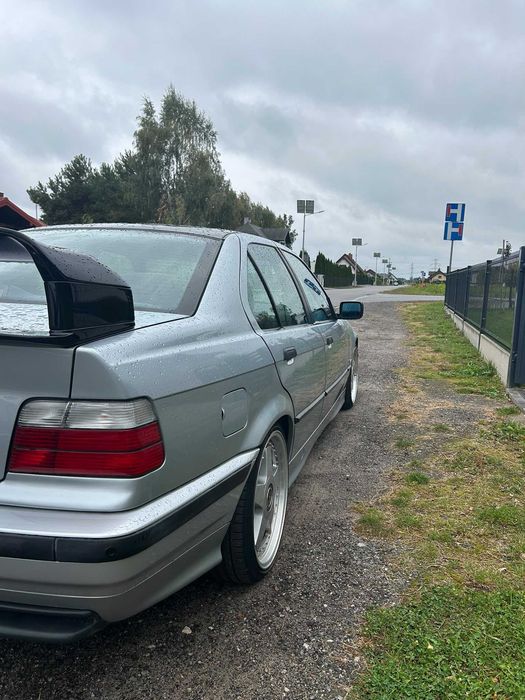 Sprzedam BMW E36 318