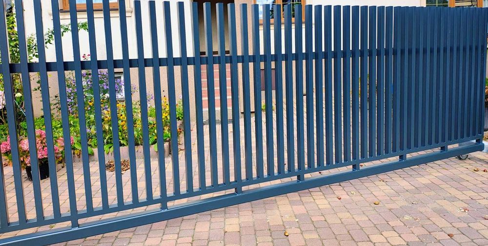 Brama przesuwna grzebieniowa 4–6 m Ocynk, malowana proszkowo