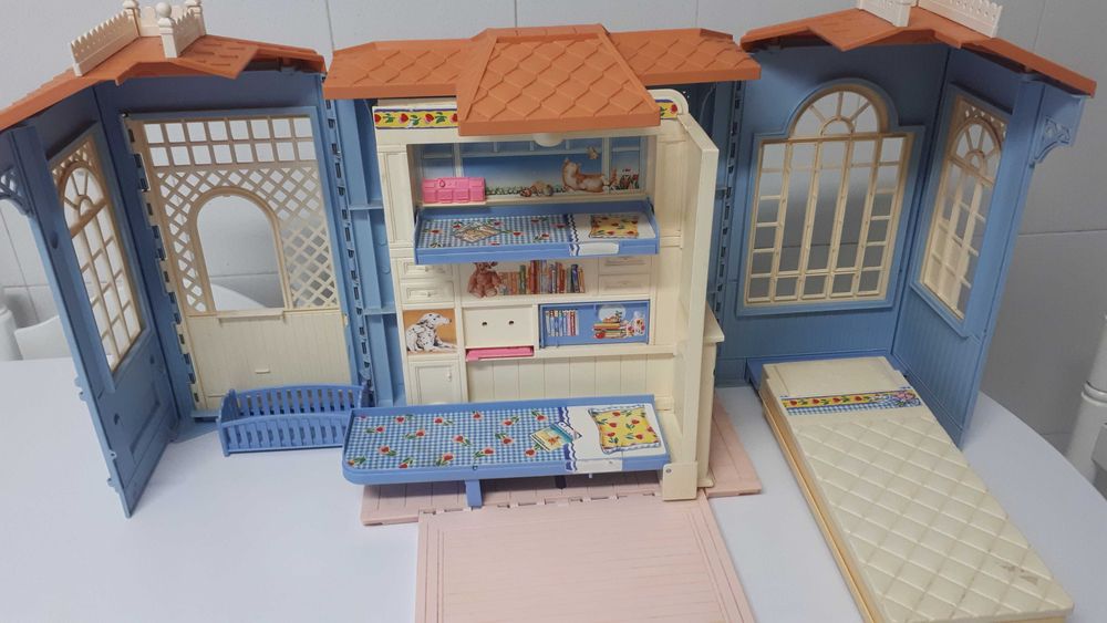 Casa de bonecas para brincar