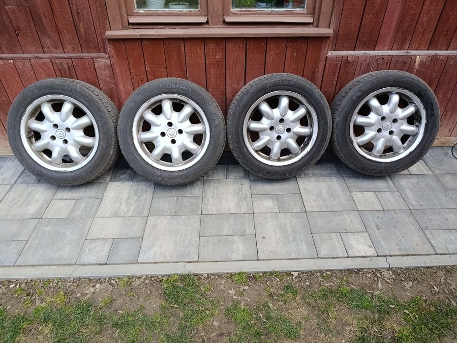Felgi aluminiowe z oponami letnimi Renault 205/55 R16