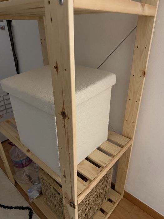 Estante de madeira ikea. 78x50x171