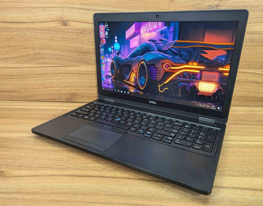 812/Dell Precision 3520/15,6"/I5-7440HQ/256GB SSD/RAM 8GB/M620 2GB