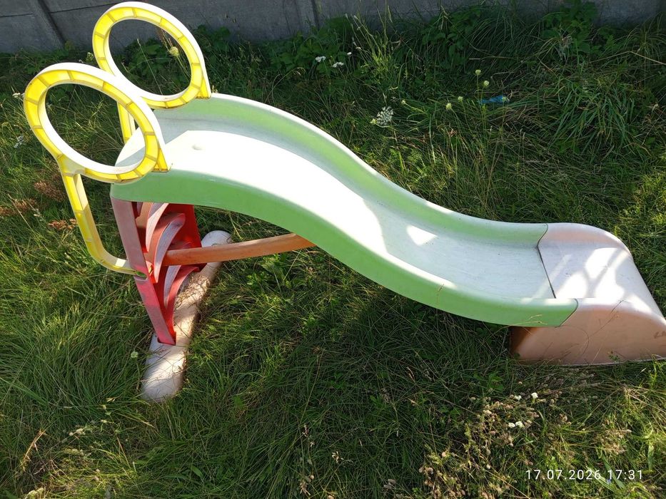 Mochtoys zjeżdżalnia ogrodowa