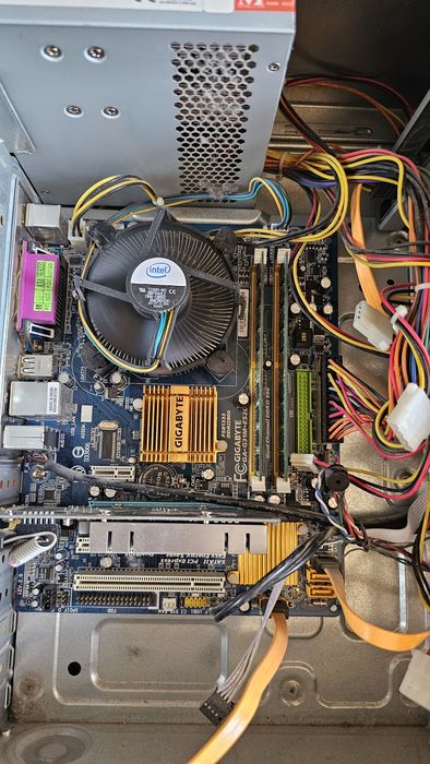 Koputery sprawne 2 szt wymienię na sprawny zk 246