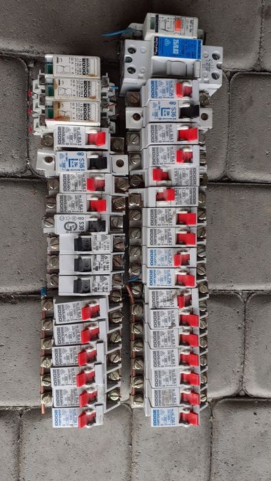 Okazja 37szt wylaczniki nadprądowe