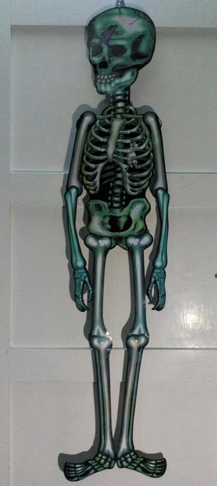 Kościotrup z papieru.