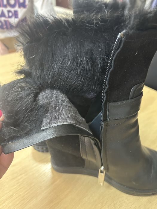 Ботинки зимові шкіряні р. 39 на натуральному хутрі Італія
