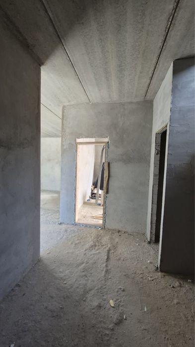 Продається будинок в центрі міста