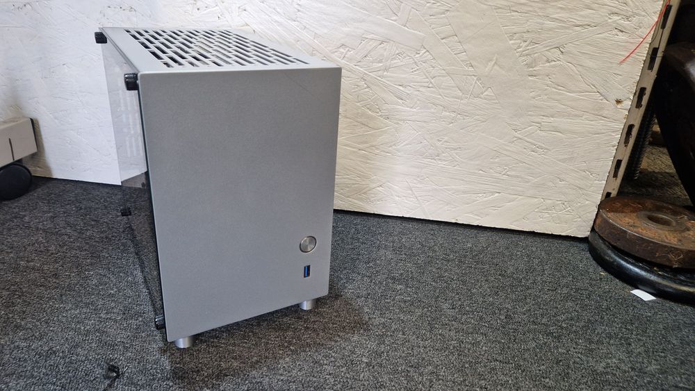 Obudowa itx szkło mala 26x25cm