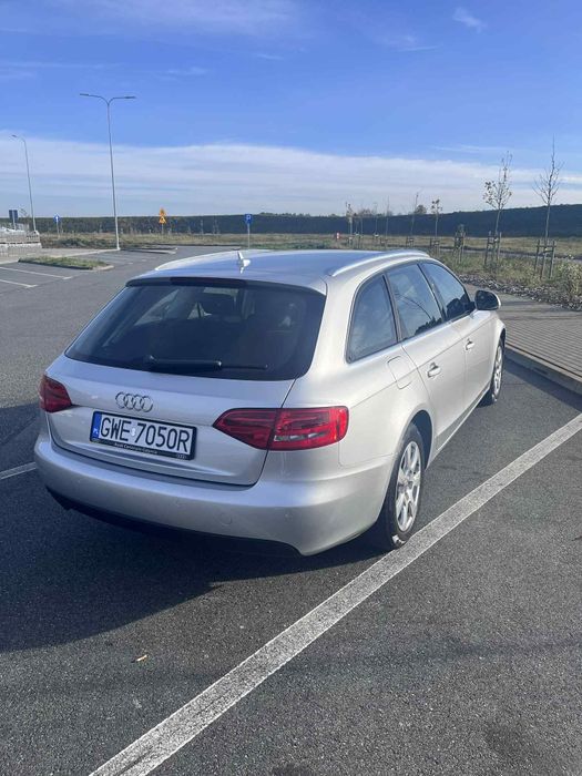 Audi A4B8 2.0TDI 143km