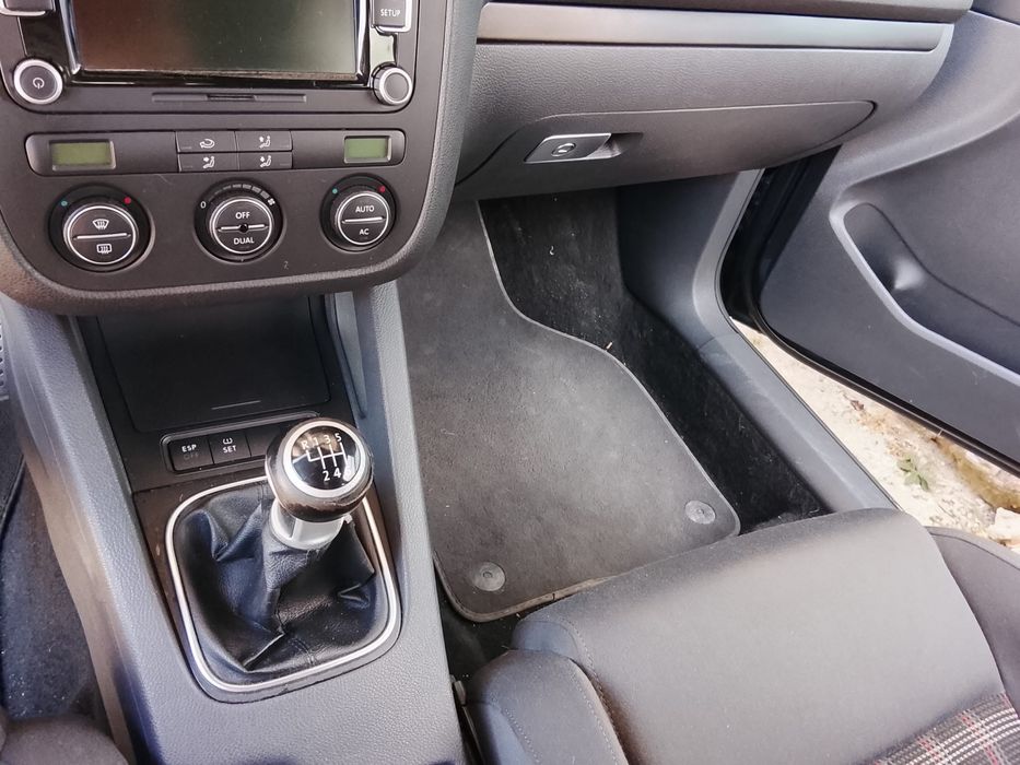 Vendo Golf v gti 2.0