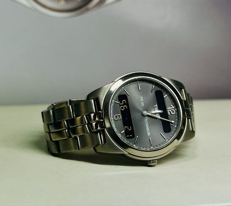Tissot Aerospace ref J390–490 tytan