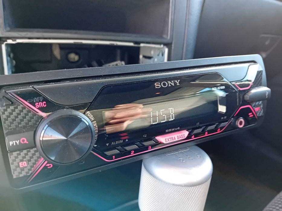 Auto-Rádio SONY DSX-A210UI