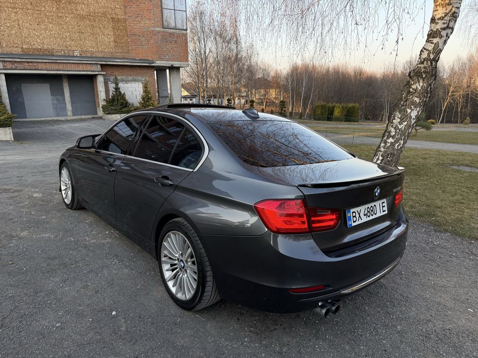 BMW f30  328i 2013 рік
