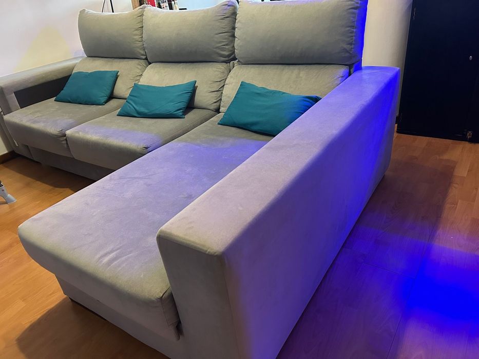 Sofa Chaise longue com arrumacao