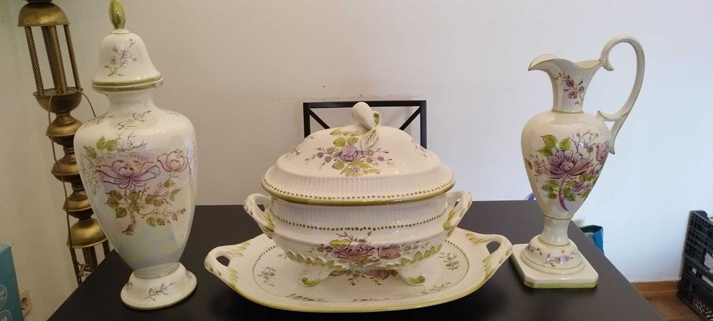 A. Robalo Hand-Painted Tableware