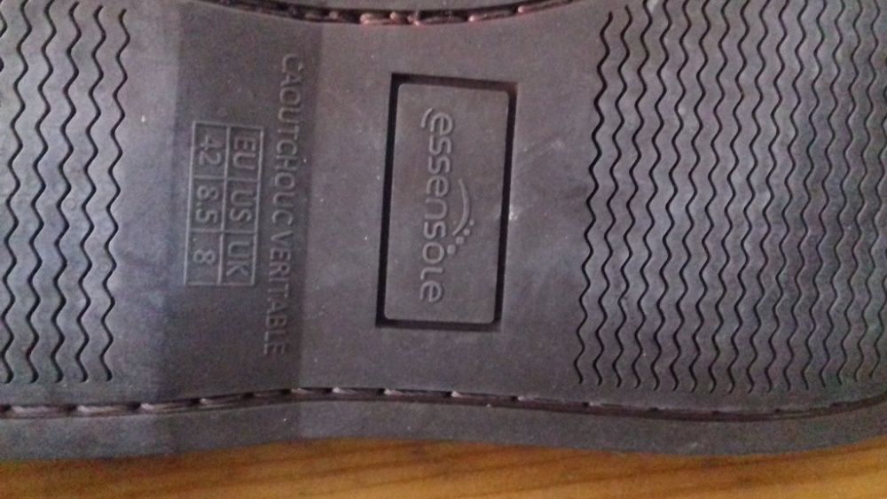 Sapato marca Tribord pele