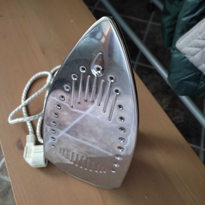 Żelazko parowe- 2000W.