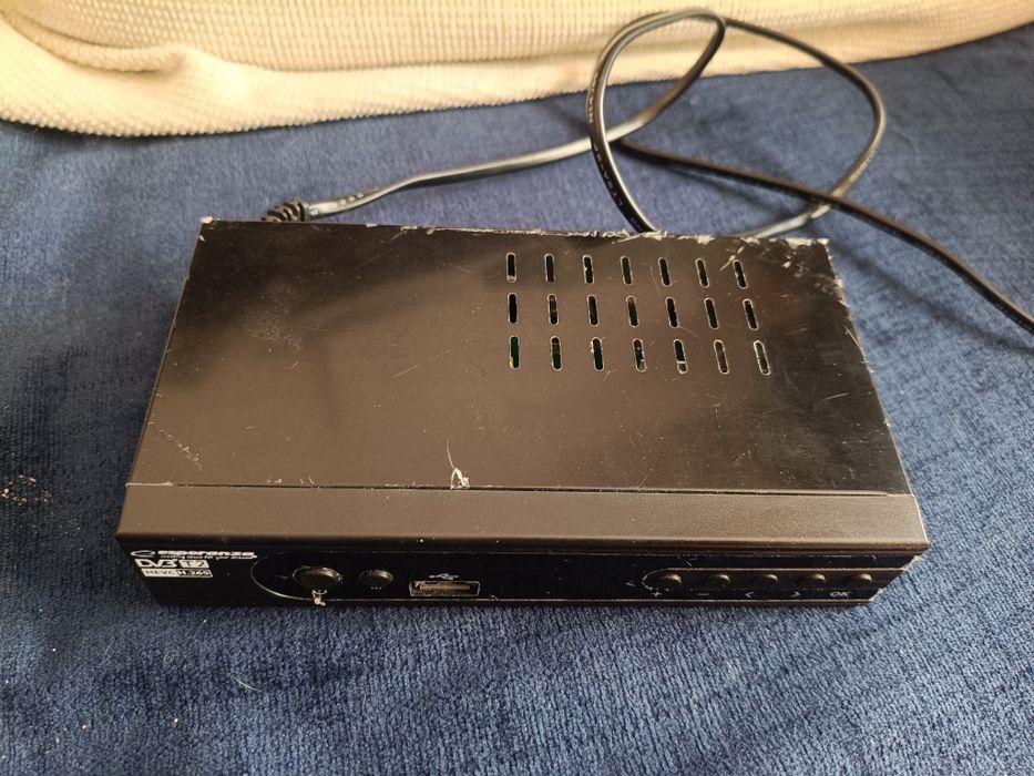 Tuner dekoder DVB-T2 H.265 HEVC Esperanza
