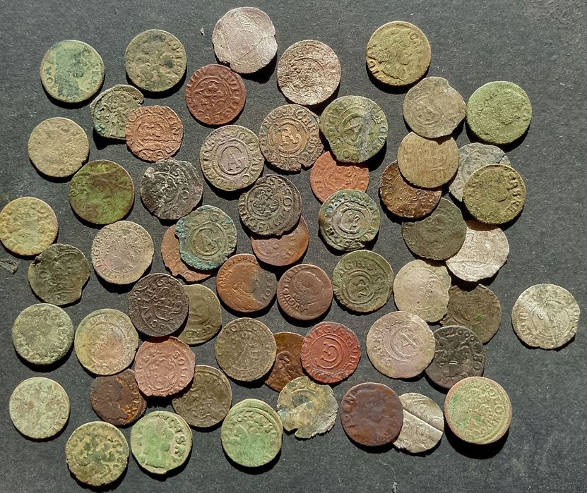 Монети середньовіччя соліди різні срібло та мідь