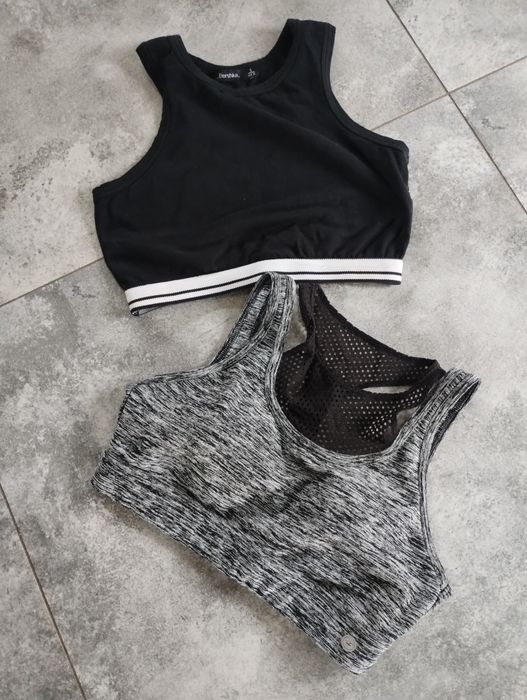 Dwa topy sportowe S