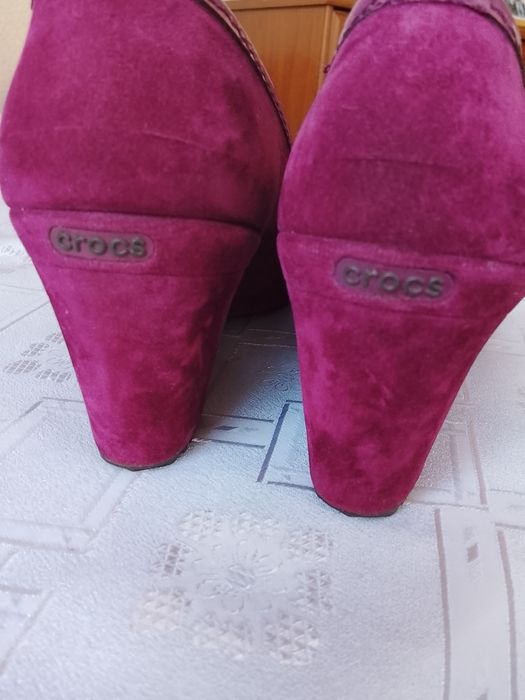 Crocs pantofle na koturnie W6 EU 36/ 37 dł wkładki 22/ 5 cm