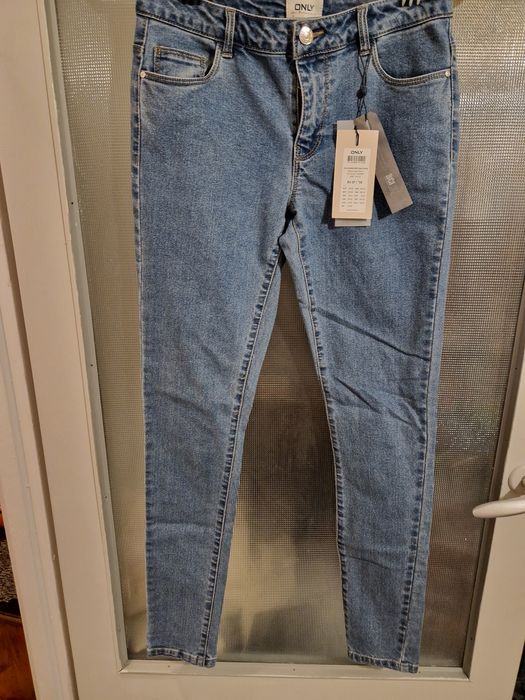 Only długie wąskie spodnie jeansowe 27/32, nowe z metkami