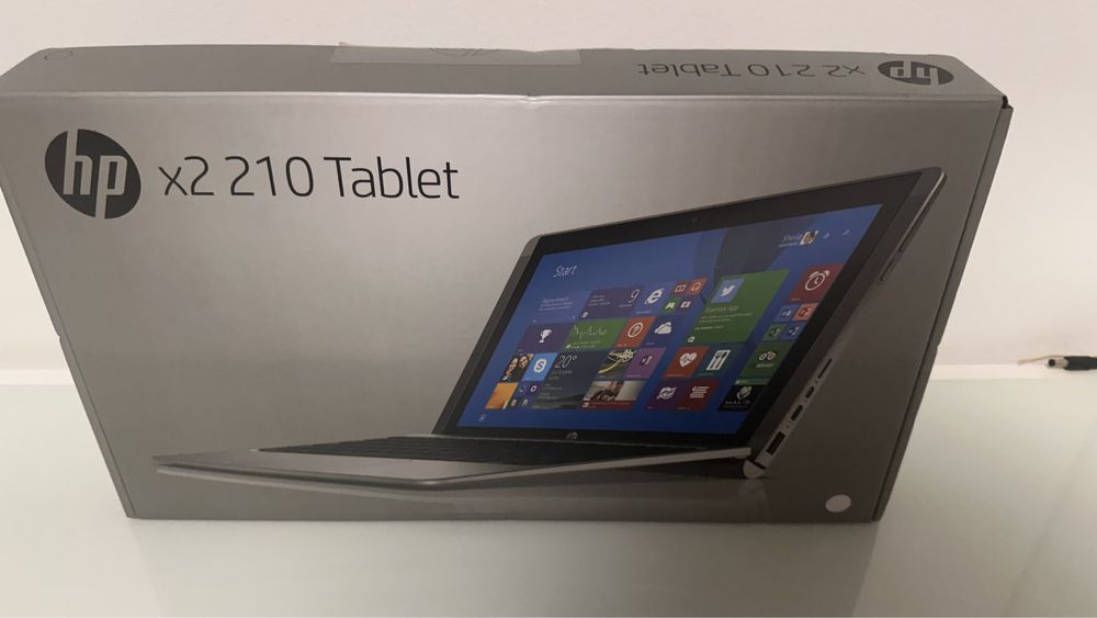 Vendo tablet HP com teclado x2 210 como novo