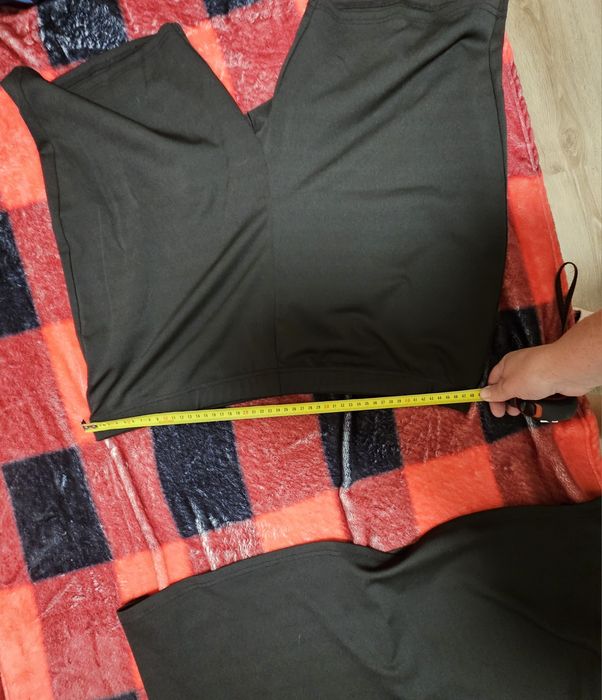 Продам костюм женский