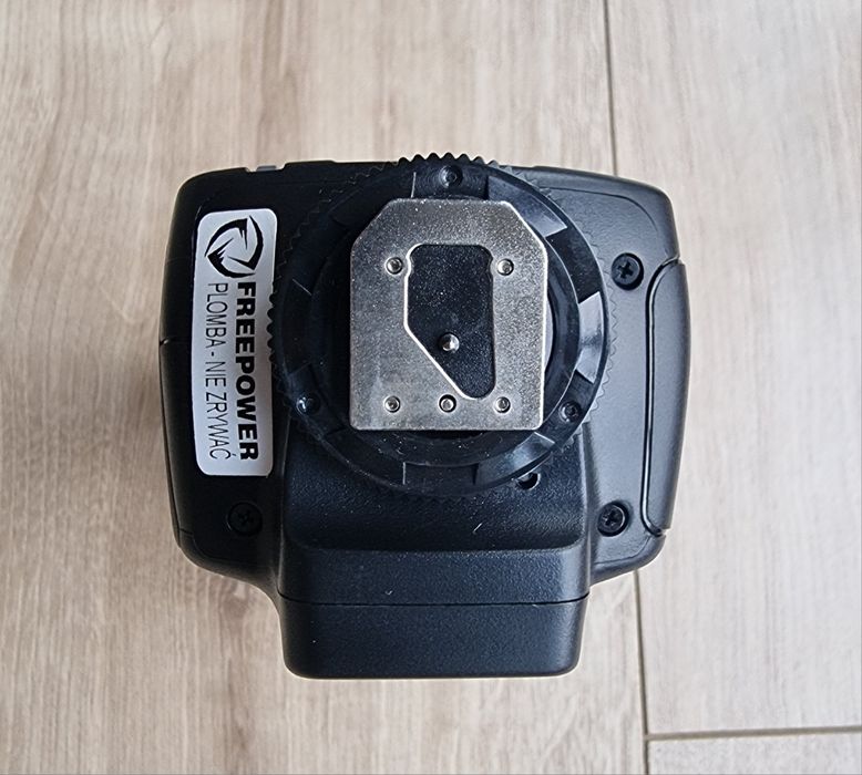 Lampa błyskowa YN560 II