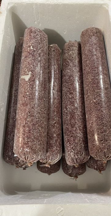 Корм для собак, котів